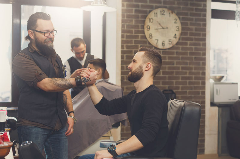 Elevando tu éxito: Razones para aumentar los precios en tu Barbería