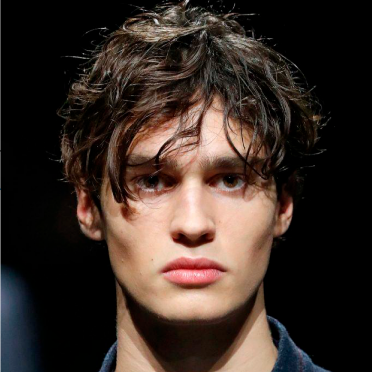 Cortes de pelo para Hombres con cara ovalada: Tendencias del 2024