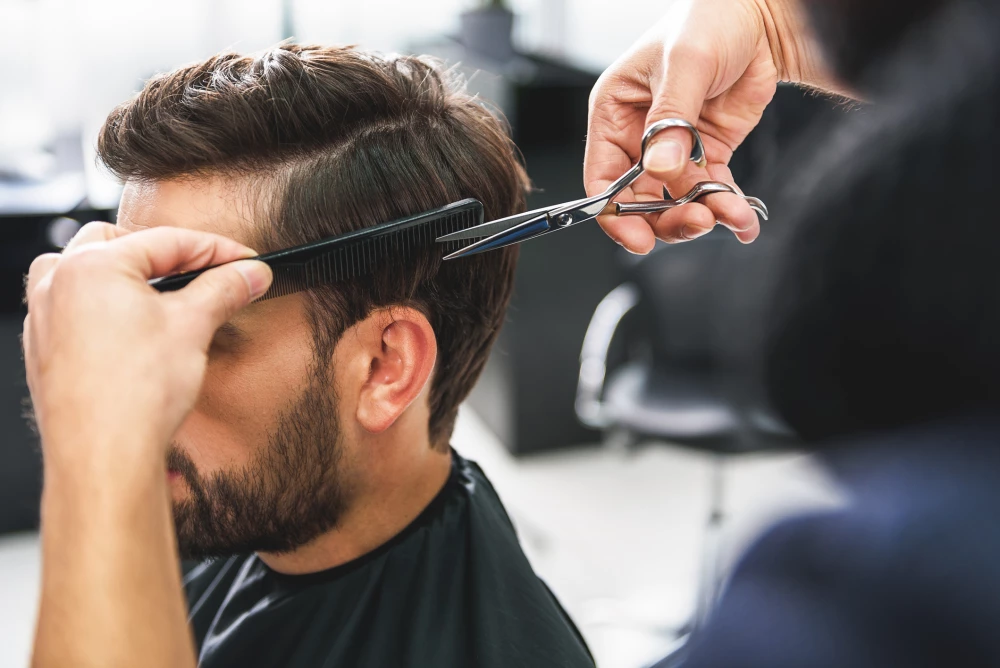 Descubre los secretos de los grados de elevación en el corte de cabello: Tipos y paso a paso